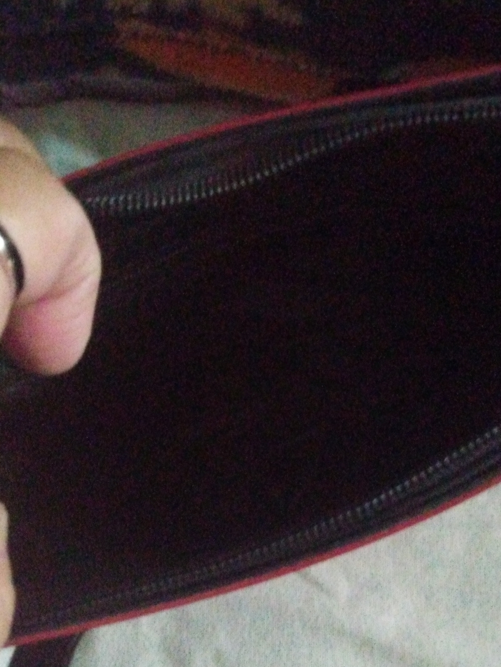 Beijo Red Tote with Black Straps - Picture 5 of 6